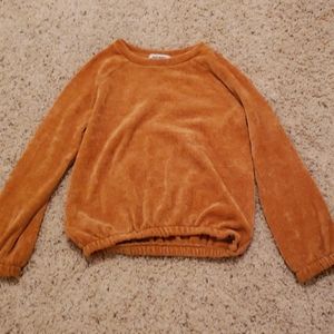 Size large girls gold shirt